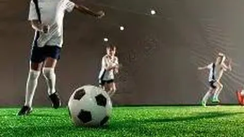 佟丽娅陈思诚携子游环球影城 离婚后首次同框